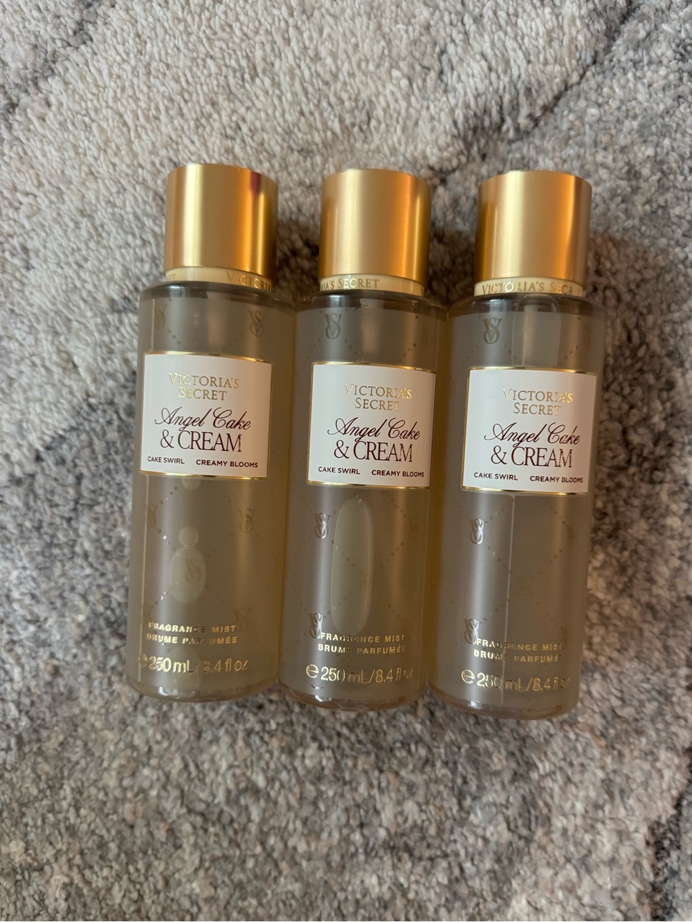 Victoria Secret- angel cake & cream fragrance mist
